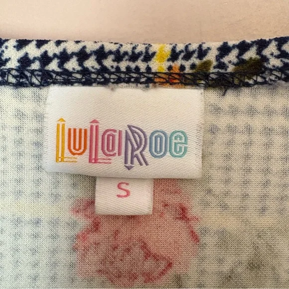 ❤️LuLaRoe Shirley Open Kimono Cardigan with Red Floral Pattern - Picture 4 of 5